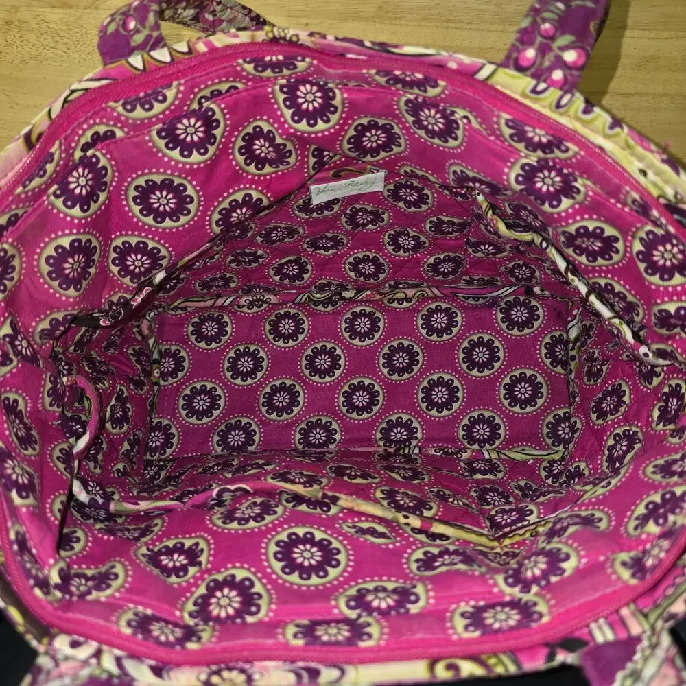 Retired Vera Bradley Very Berry Paisley Pattern Tote Bag Purse